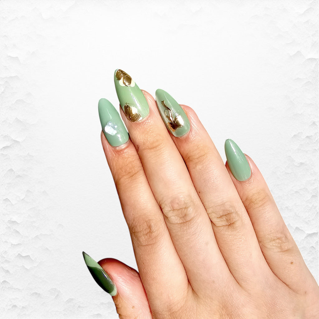 Press on nails, Gröna mandelformade