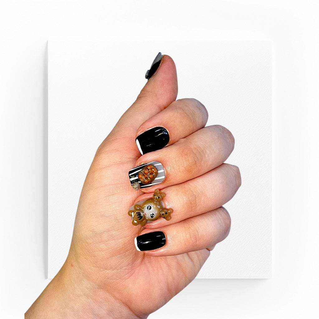 Handgjorda press on nails, korta
