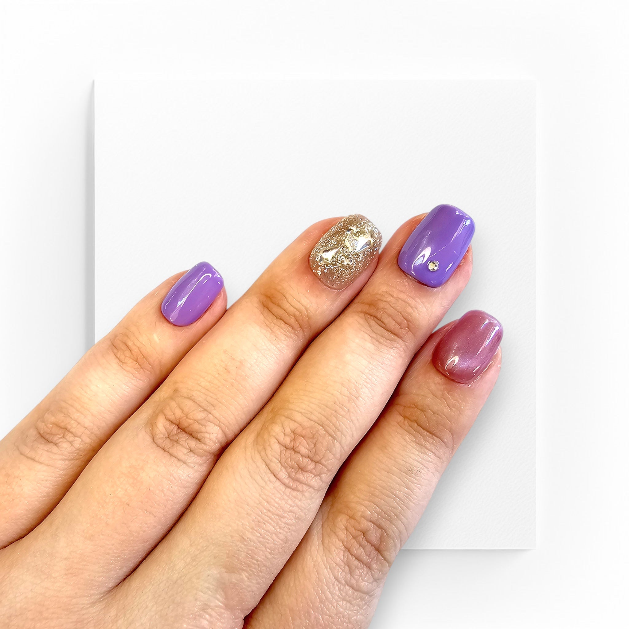 Handgjorda press on nails, korta