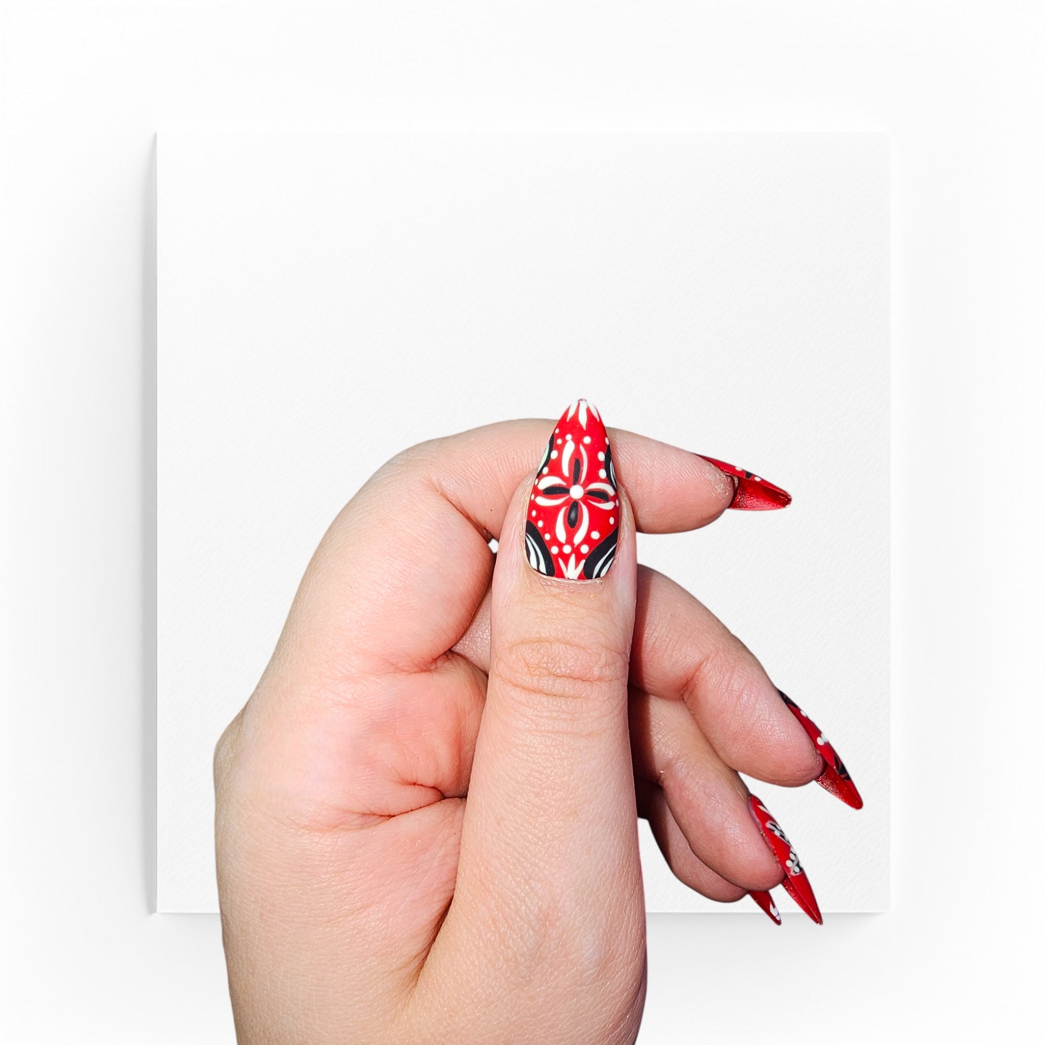 Handgjorda press on nails, premium, matta, ovala