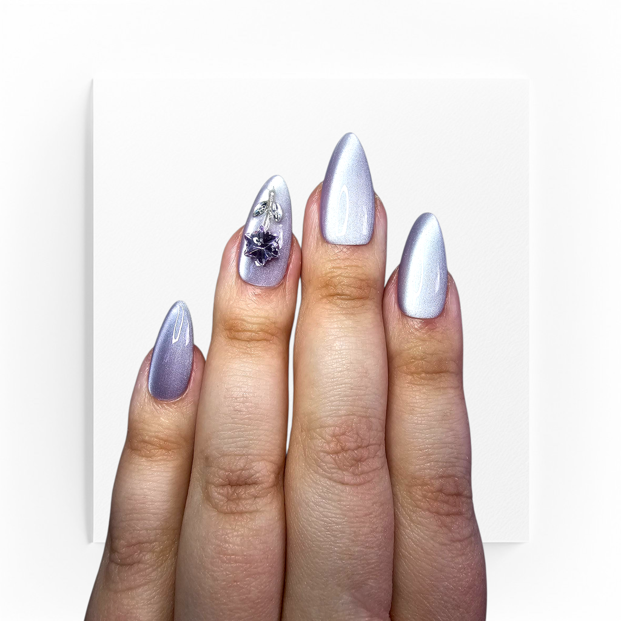 Handgjorda press on nails, mediumlånga mandlar